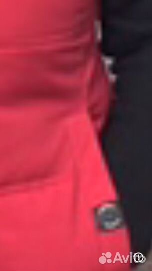 Жилетка женская теплая с капюшоном