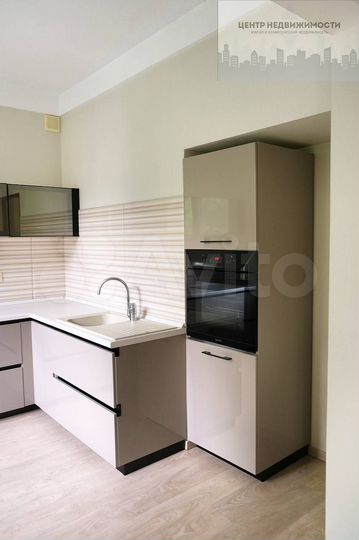 2-к. квартира, 58,3 м², 3/3 эт.