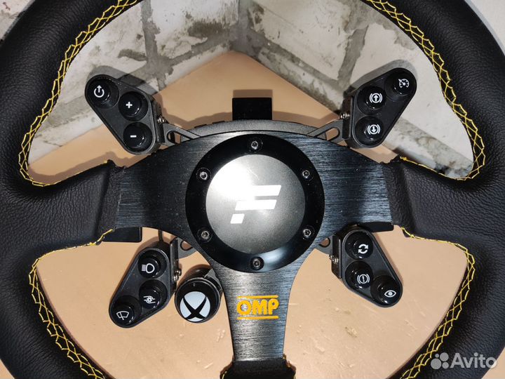 Игровой руль fanatec omp