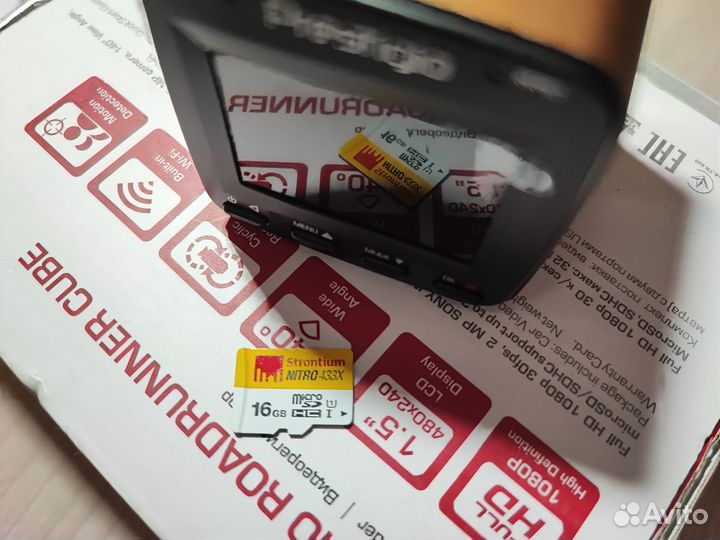 Видеорегистратор Prestigio Roadrunner Cube