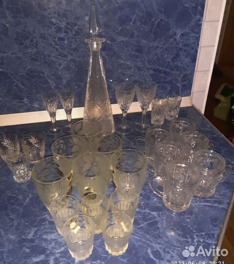 Хрустальная посуда. Вазы, фужеры, салатники