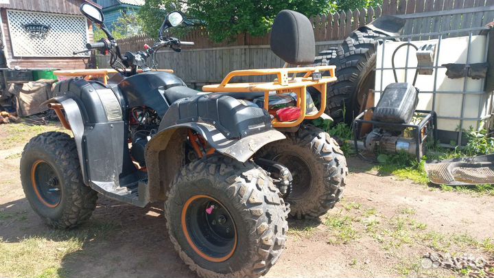 Продам Квадроцикл Avantis Hunter 200
