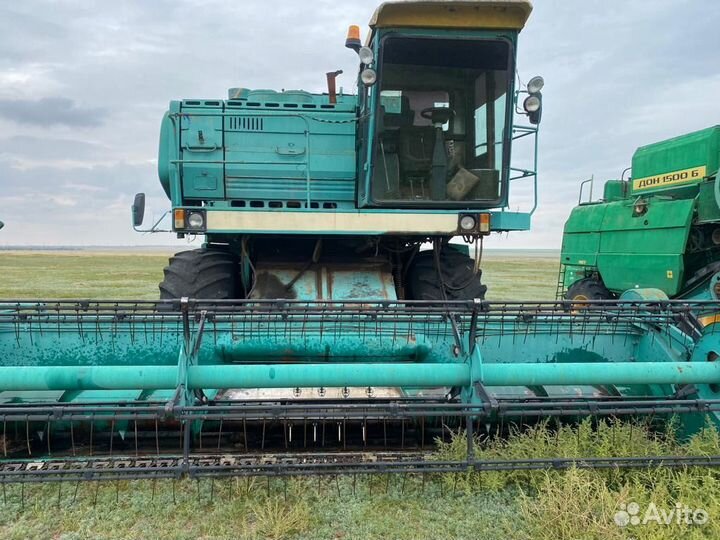 Комбайн Ростсельмаш Дон 1500А, 1998