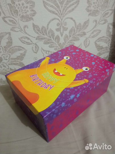 Коробка подарочная