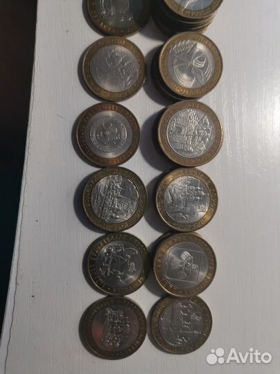 Юбилейные монеты