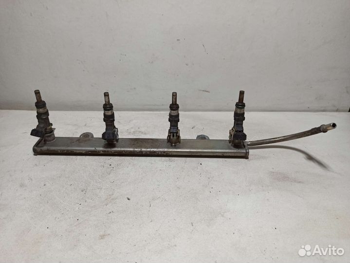 Рампа с форсунками Mitsubishi Lancer X 1.8 4b10