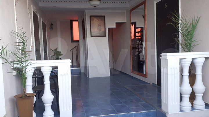 Дом 200 м² на участке 3 сот.