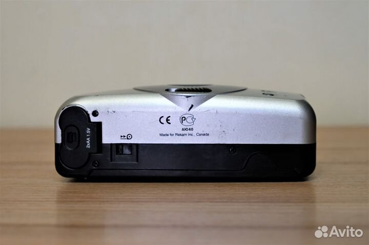 Polaroid AF-3 28mm f/5.6 в хорошем состоянии