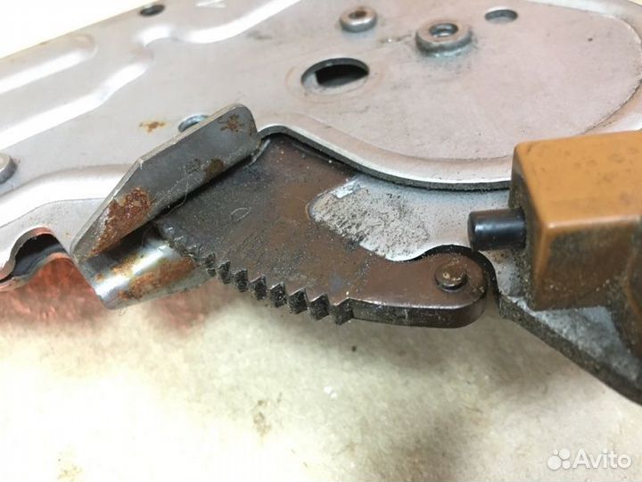 Ручка ручника Toyota Corolla 150