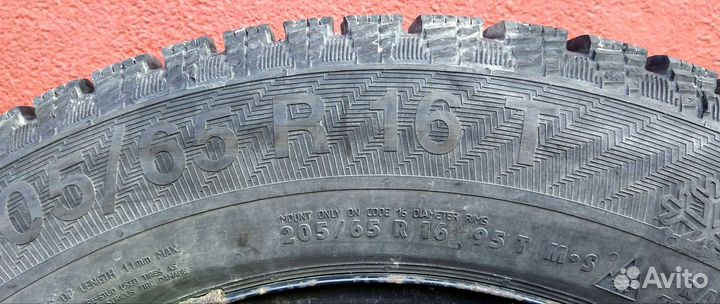Gislaved Nord Frost 200 205/65 R16 95T