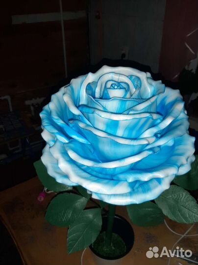 Розы из изолона