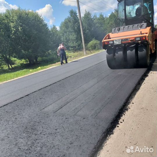 Укладка асфальтовой крошки