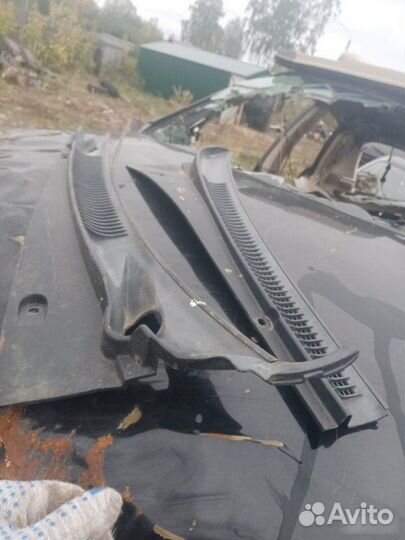 Жабо Hyundai Accent 2006