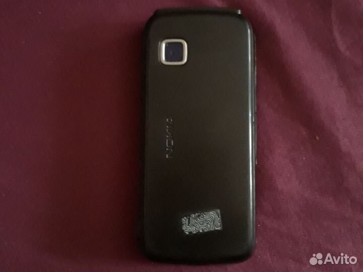 Nokia 5228