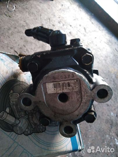 Насос гур Lexus LX470