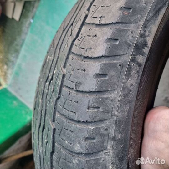 Bridgestone Dueler H/T 687 2.25/65 R17