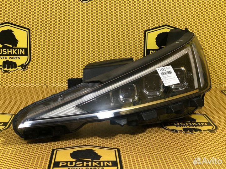 Фара левая Hyundai Elantra