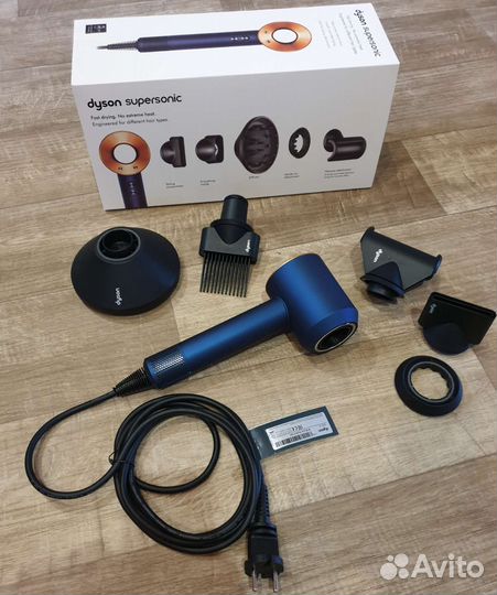 Фен Dyson supersonic hd08