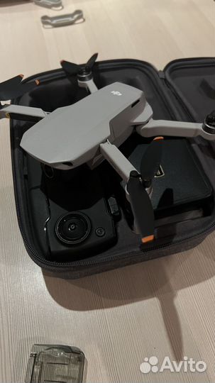 Квадрокоптер Dji Mini SE Fly Combo