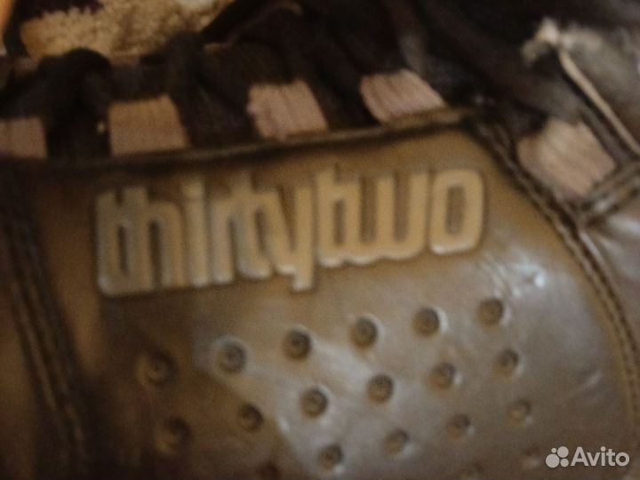 Сноубордические ботинки 42.5