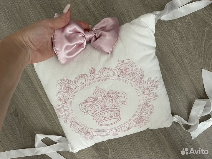 Бортики на детскую кроватку