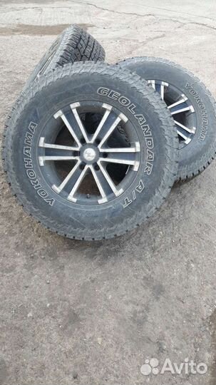 Yokohama Geolandar A/T G015 285/70 R17