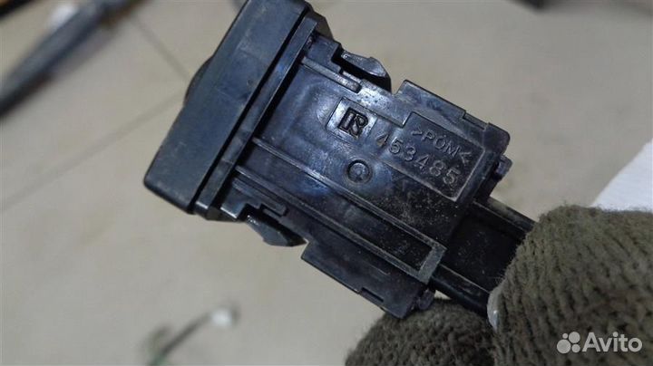 Кнопка обогрева сидений передняя правая Toyota Ca