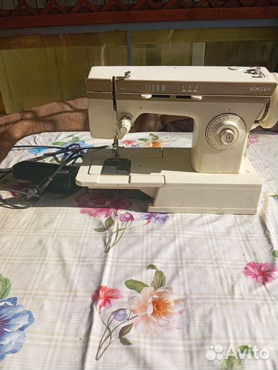 Швейная машинка зингер бу