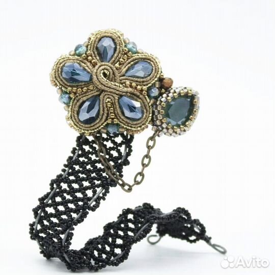 Брошь-цветок из сутажа