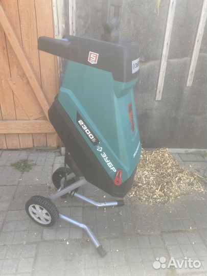 Зубр Садовый измельчитель,2300Вт