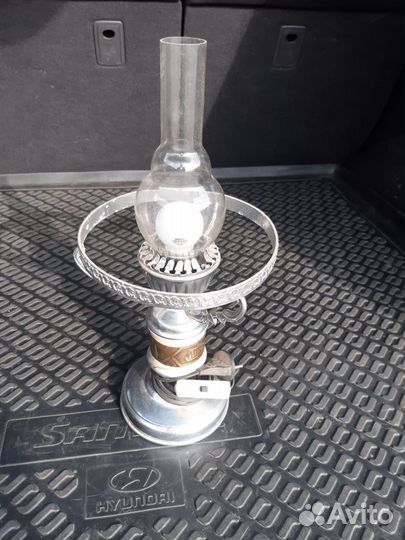 Лампа настольная