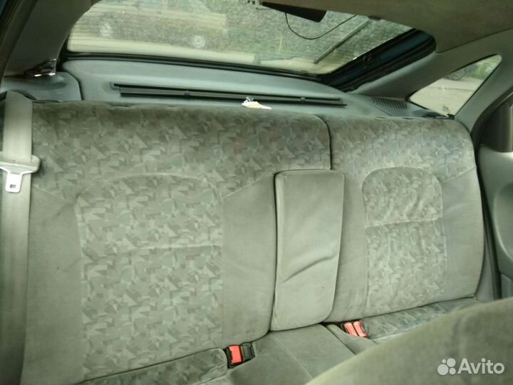 Renault Laguna 1.8 МТ, 1996, битый, 280 000 км