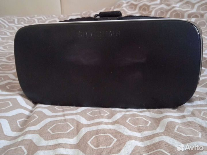 Очки виртуальной реальности Samsung Gear VR