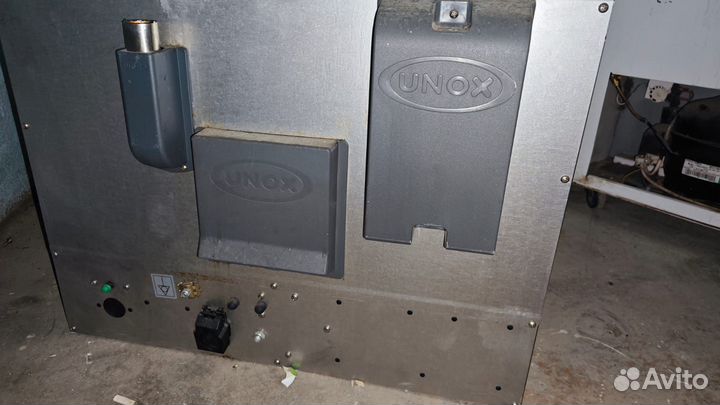 Конвекционная печь unox XFT133