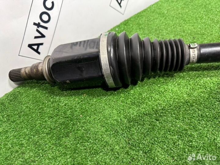 Привод передний правый Mercedes-Benz Glc-Class