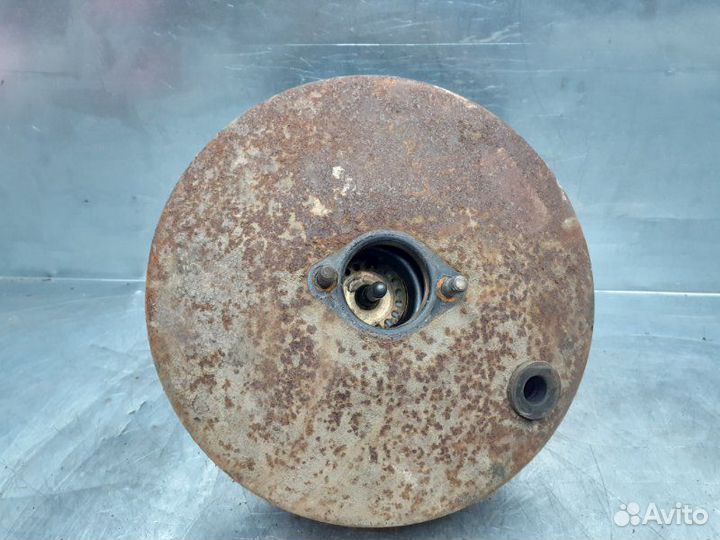 Усилитель тормозов вакуумный Volkswagen