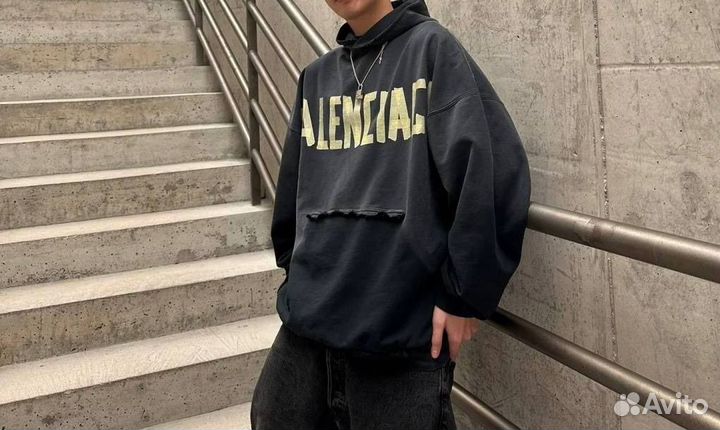 Худи Balenciaga