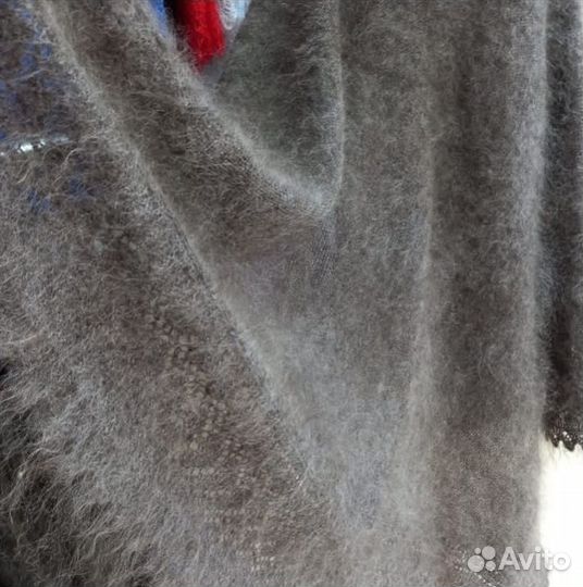 Оренбургские пуховые платки в ассортименте, шаль