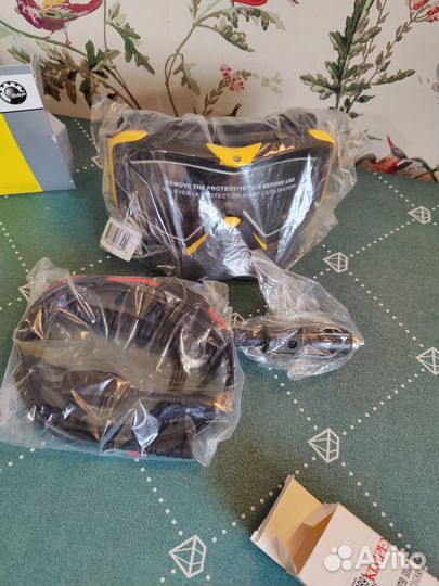 Продам очки для снегохода с обогревом и адаптером