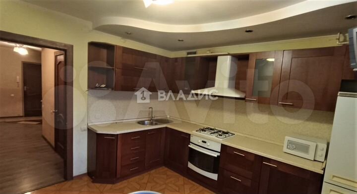 2-к. квартира, 70,3 м², 2/9 эт.