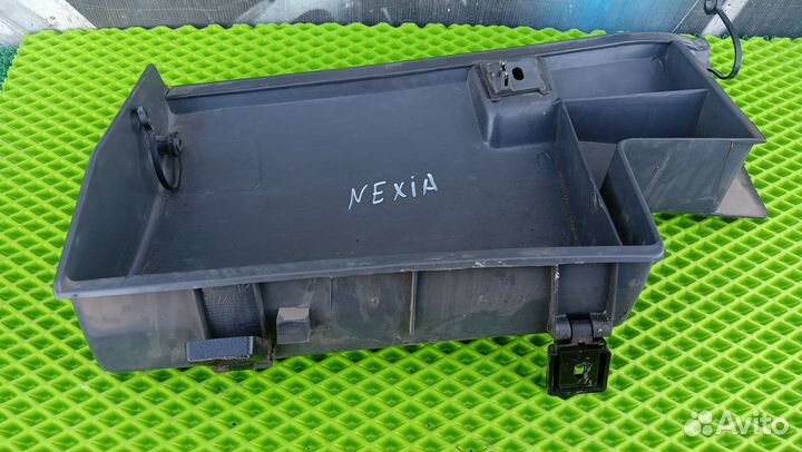 Бардачок в панель Daewoo Nexia 1995- 2008 г. в