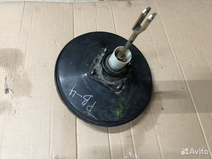 VW Passat B4 Вакуумный усилитель тормозов