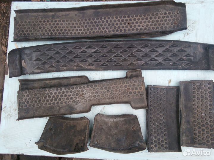 Накладки на УАЗ Патриот