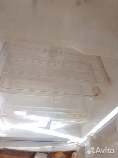 Холодильник бу Goldstar