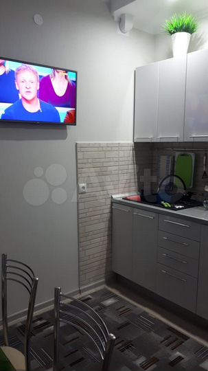 1-к. квартира, 42 м², 8/13 эт.