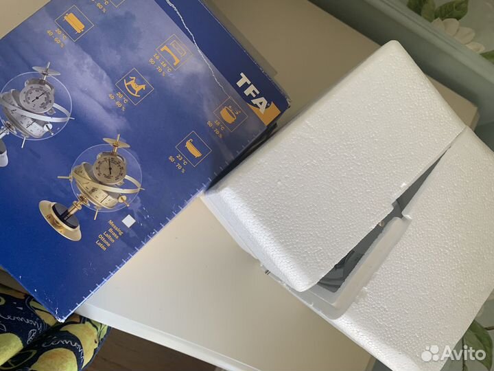 Красивая метеостанция Барометр+Гигрометр+Термометр