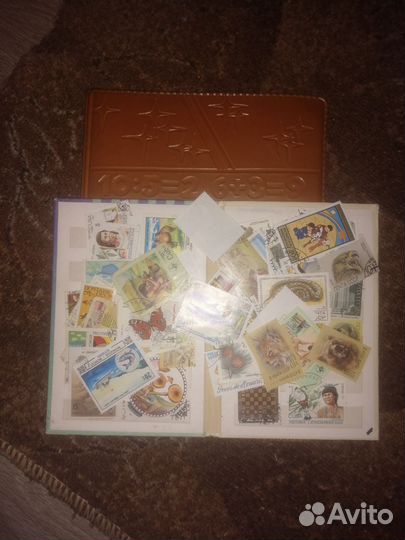 Почтовые марки.Очень много