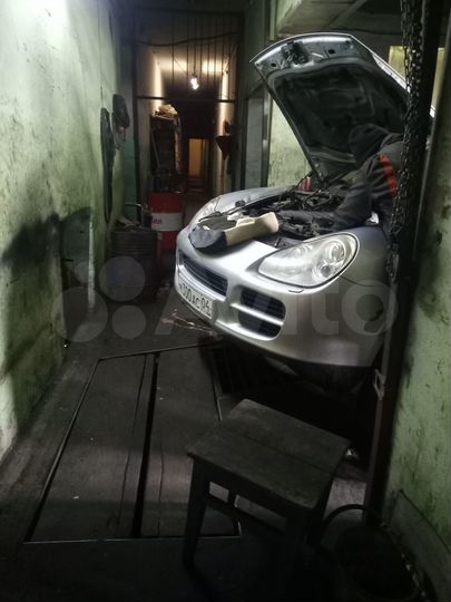 Гараж, > 30 м²