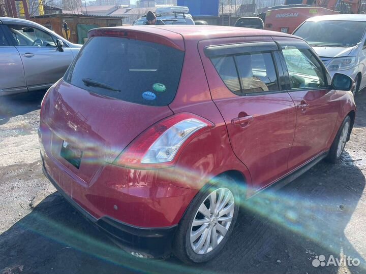 Suzuki Swift ZC72S. Б\П, полный разбор