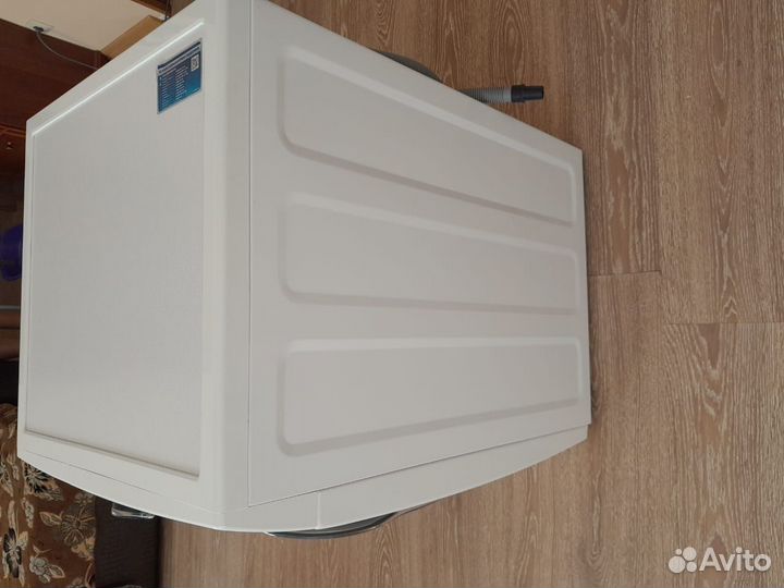 Стиральная машина с сушкой